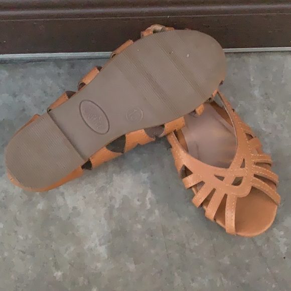 Justice Girls Dress Sandals. Never worn. Size 13. - Picture 2 of 2